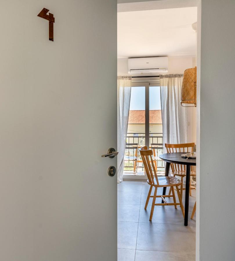 Charming Tale Apartments Modun19 Pirovac Phòng bức ảnh
