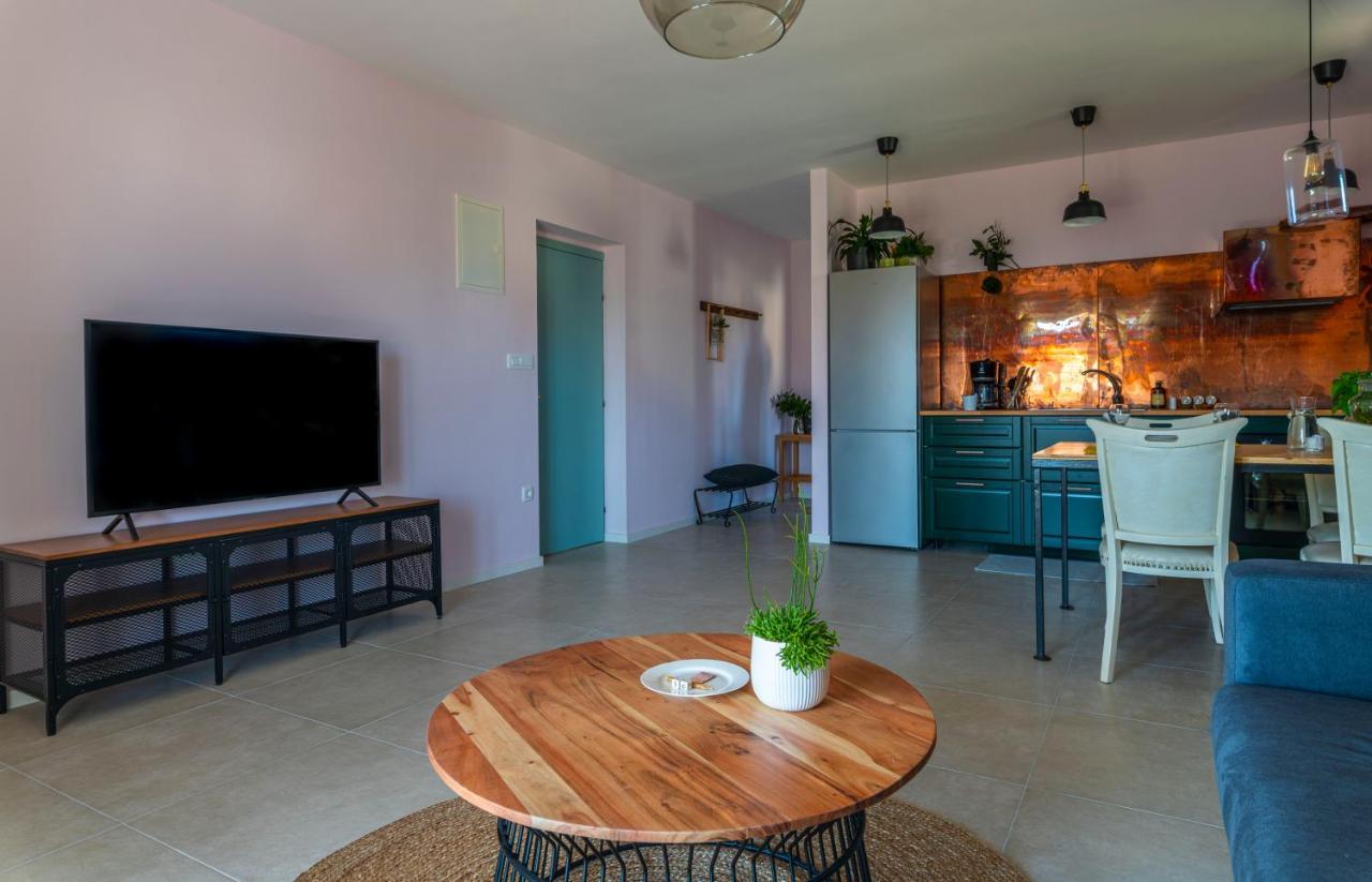 Charming Tale Apartments Modun19 Pirovac Ngoại thất bức ảnh