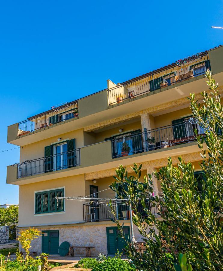 Charming Tale Apartments Modun19 Pirovac Ngoại thất bức ảnh