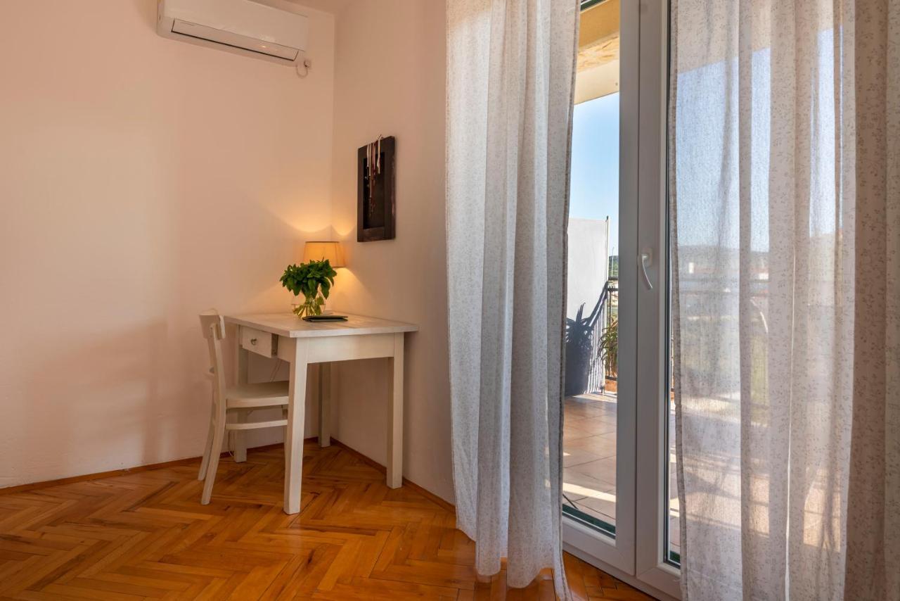 Charming Tale Apartments Modun19 Pirovac Ngoại thất bức ảnh