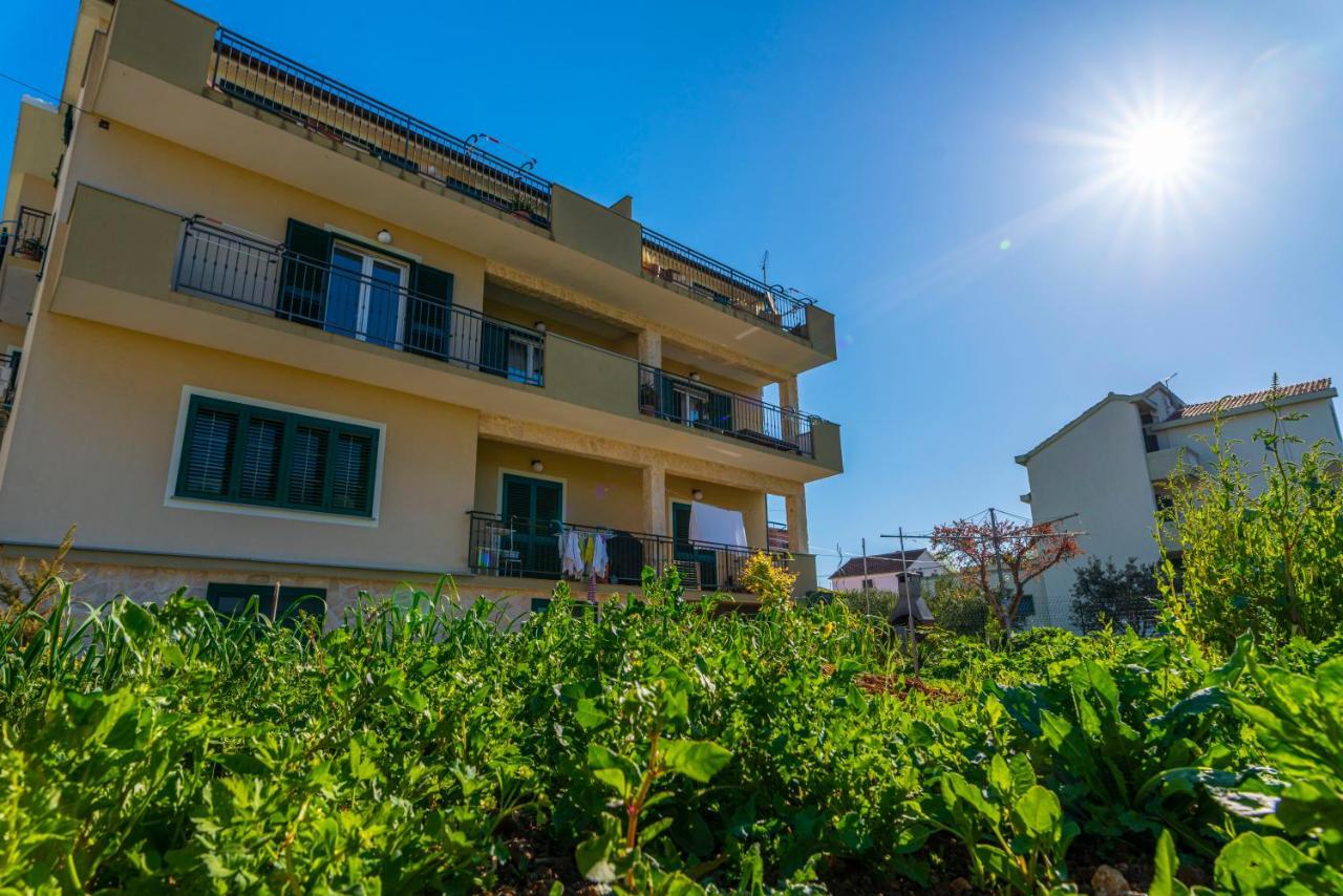 Charming Tale Apartments Modun19 Pirovac Ngoại thất bức ảnh