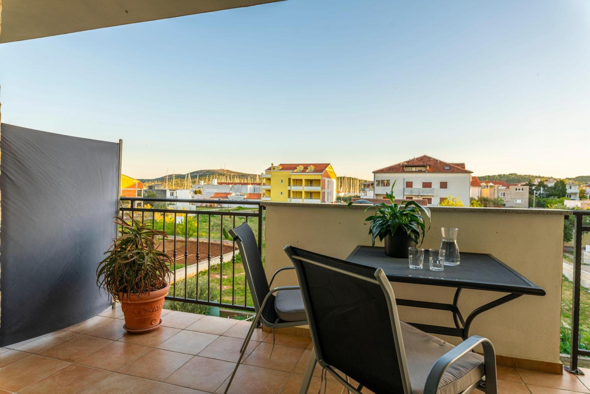 Charming Tale Apartments Modun19 Pirovac Phòng bức ảnh